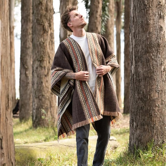 QISU Chestnut Brown Poncho - Alpaca Wool Poncho, Handmade in Ecuador, Thick, Warm and Alpaca Wool Poncho, Lightweight and Soft - QISU